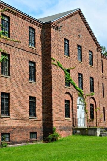 Willard Unnamed building