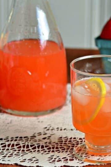 Sparkling Strawberry Lemonade