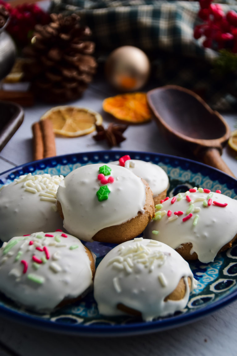 Russian Gingerbread Cookies (Pryaniki)